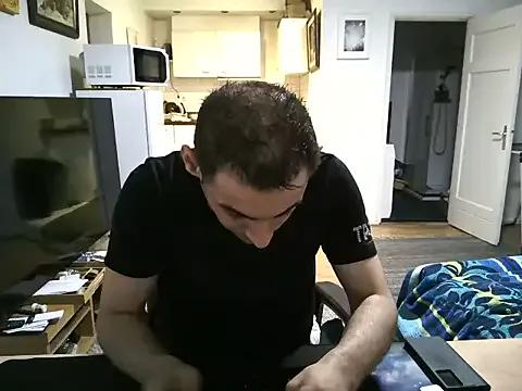 Freechat mihaimichael on StripChat