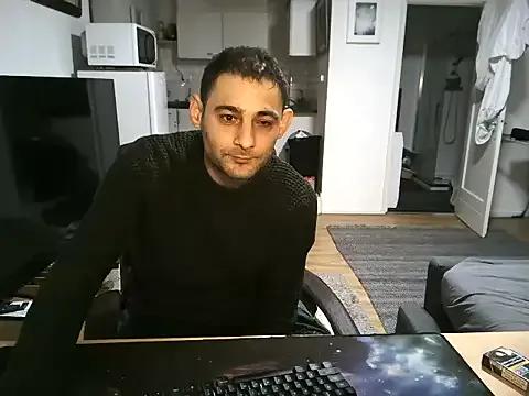 Freechat mihaimichael on StripChat