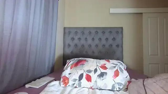 nanababe1 on StripChat 