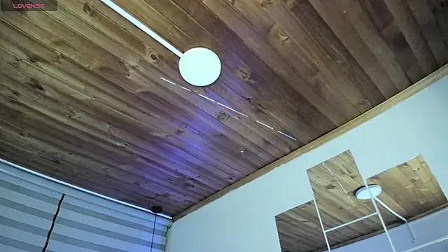 Freechat natasha_logan_ on StripChat