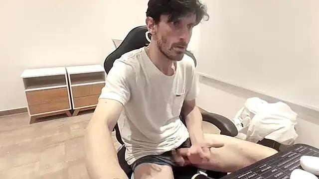 Freechat nicolaaaaas on StripChat