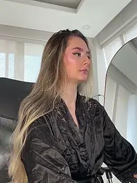 Avatar of nicollefiorett