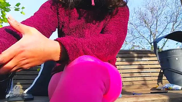 PublicMellyBigLabia — Nymphomaniac -SEX with stranger in park