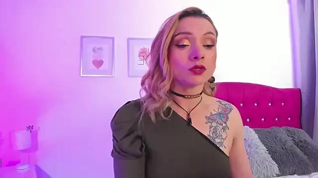 Freechat scarlett_blake11 on StripChat