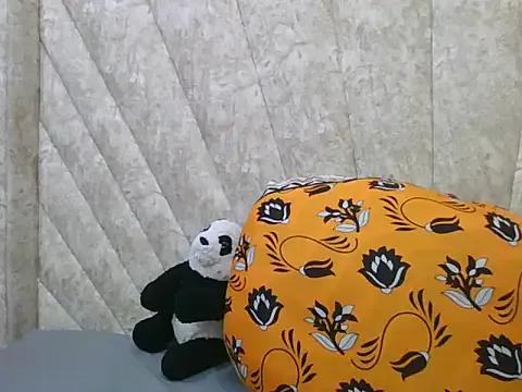 Sexy_Villagegal — Show  Me  Some   Love   Daddy(follow)