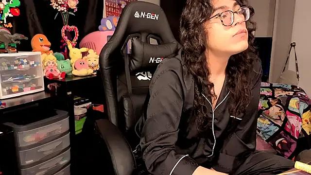 Freechat ShinyCherub on StripChat