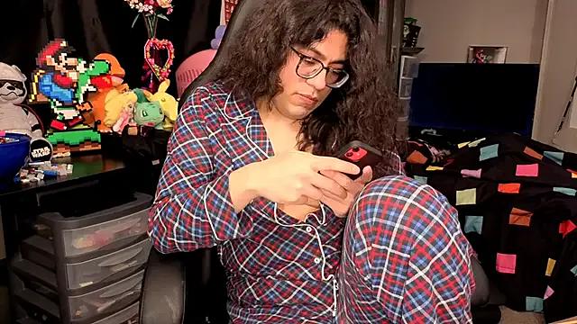 Freechat ShinyCherub on StripChat