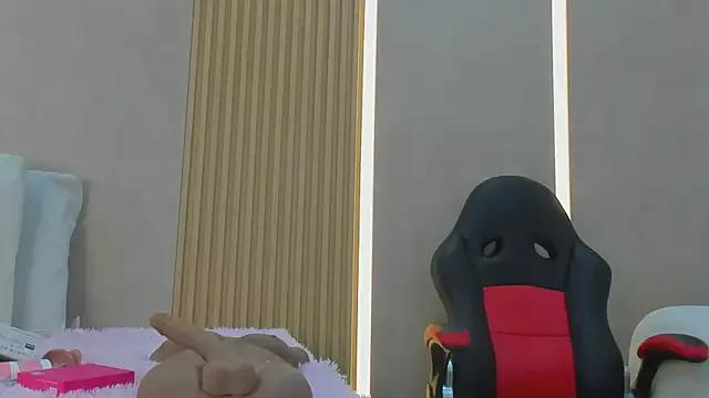 Freechat stephany_summer on StripChat