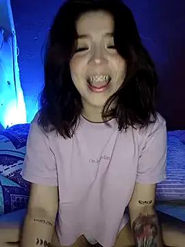 Freechat summi10 on StripChat