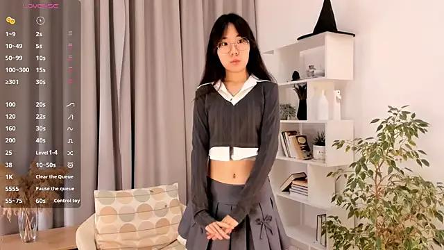 StripChat UdelaDodson is Freechat UdelaDodson — Make me smile