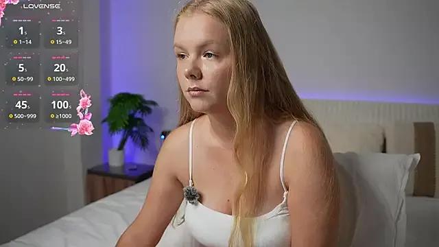 Freechat XenEuphoria on StripChat