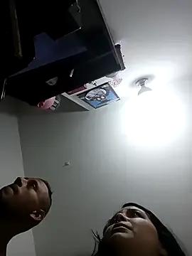 Freechat yournaughtyandsexyprinces on StripChat